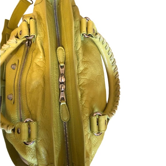 BALENCIAGA Yellow Leather City Bag - Picture 10 of 14